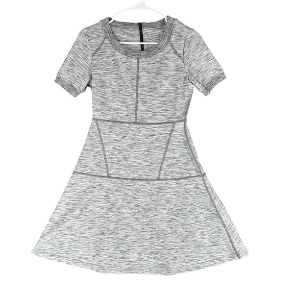 Athleta‎ Women’s XSP Gray Textured En Route Heathered Dress Short Fit Flare - Picture 1 of 15